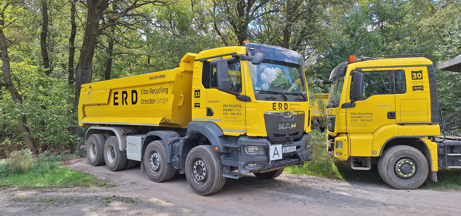 Firmenfahrzeuge Elberecycling Dresden - Kipper